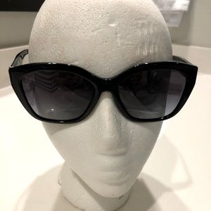 Authentic Burberry Sunglasses BE4261